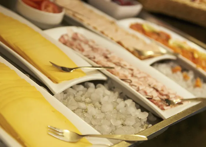 Otel Bastion Leiden 3*