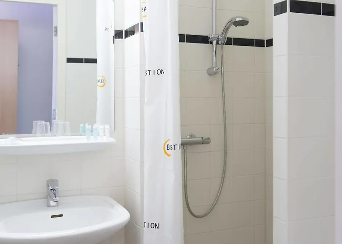 Bastion Leiden Otel 3*