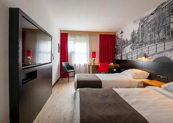Bastion Leiden Hotel 3*